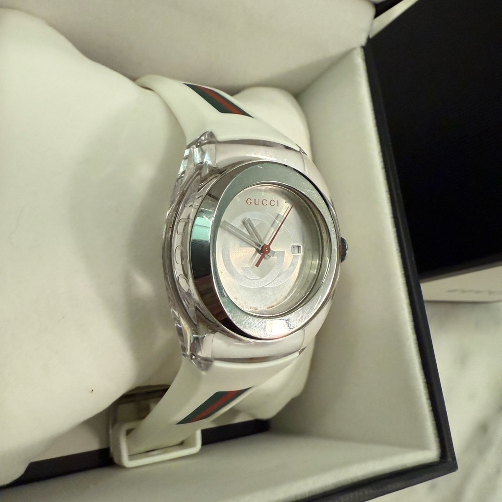 Gucci Sync Watch - Picture 6 of 13